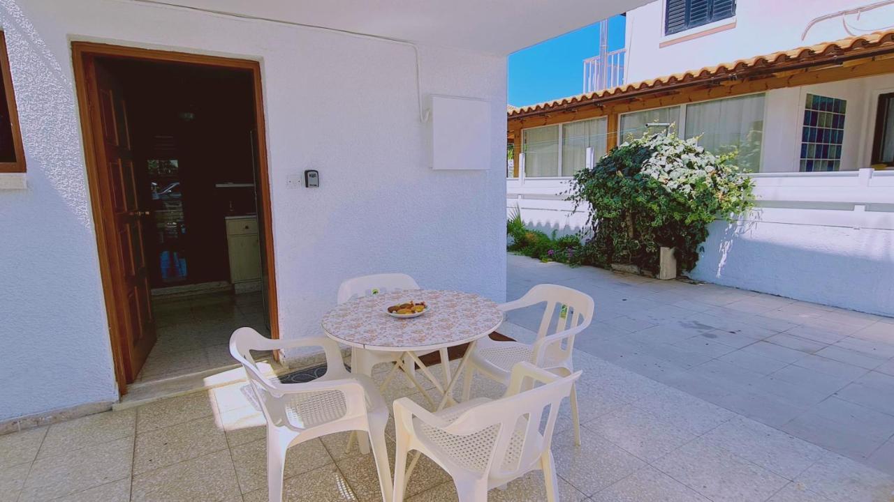 Stay Sea Gem House Meneou Exterior photo
