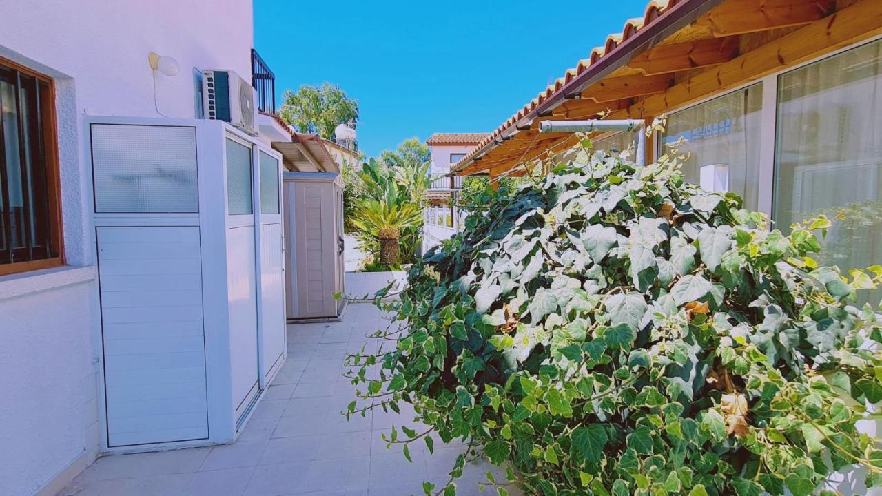 Stay Sea Gem House Meneou Exterior photo